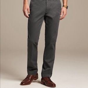 Banana Republic Chino